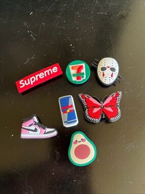 crocs new never used jibbitz lot of (7)shoe charms for any brand croc style shoe